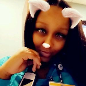 Meet your Posher, Carina